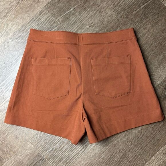 SPANX | On the Go Twill Shorts 4" NWT - Picture 5 of 6